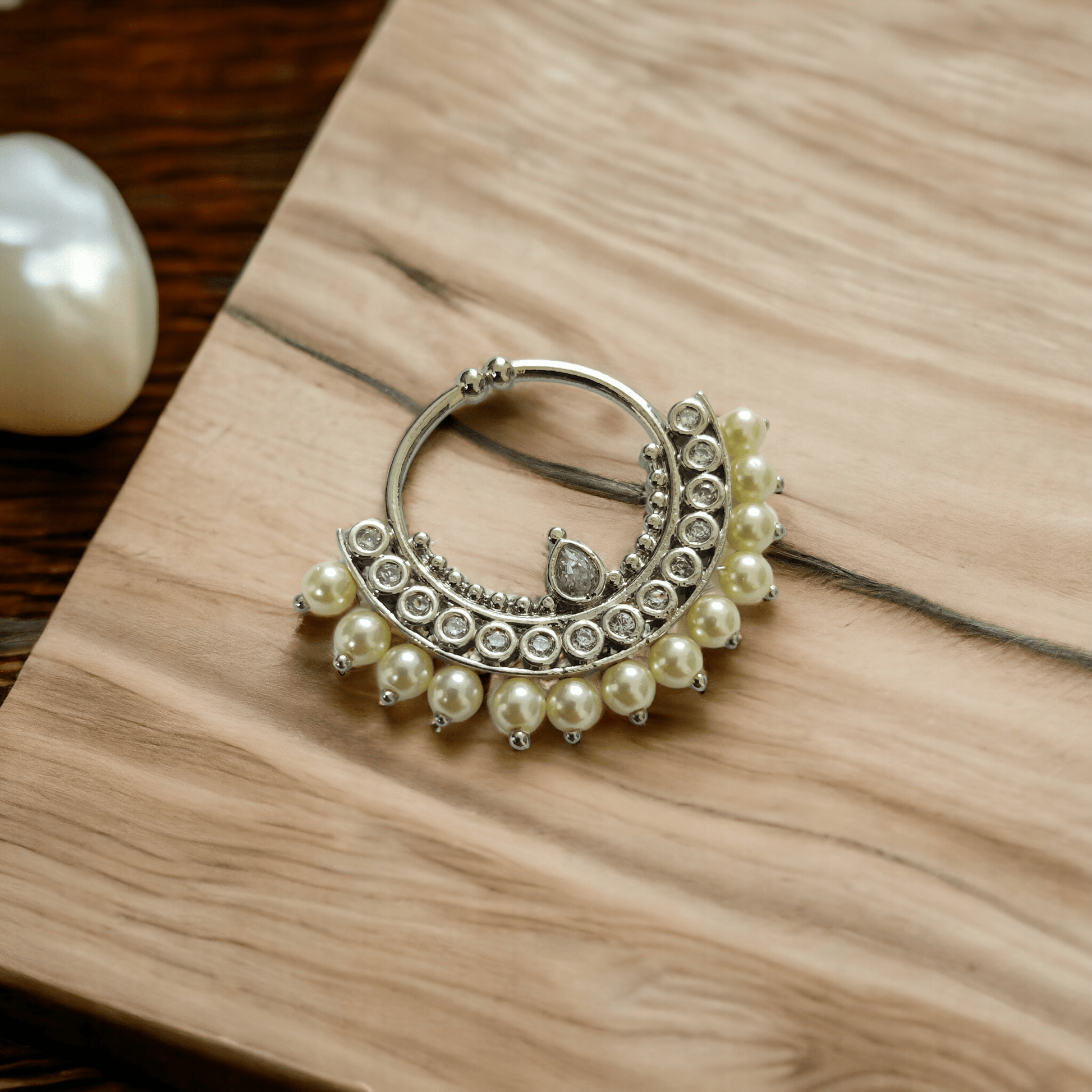 Opal Touch - 3.5x3cm Rhodium Pearl Nose Pin - Nose Pin