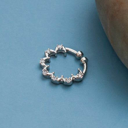 Rhodium Plated Scallop Design CZ Nose Pin