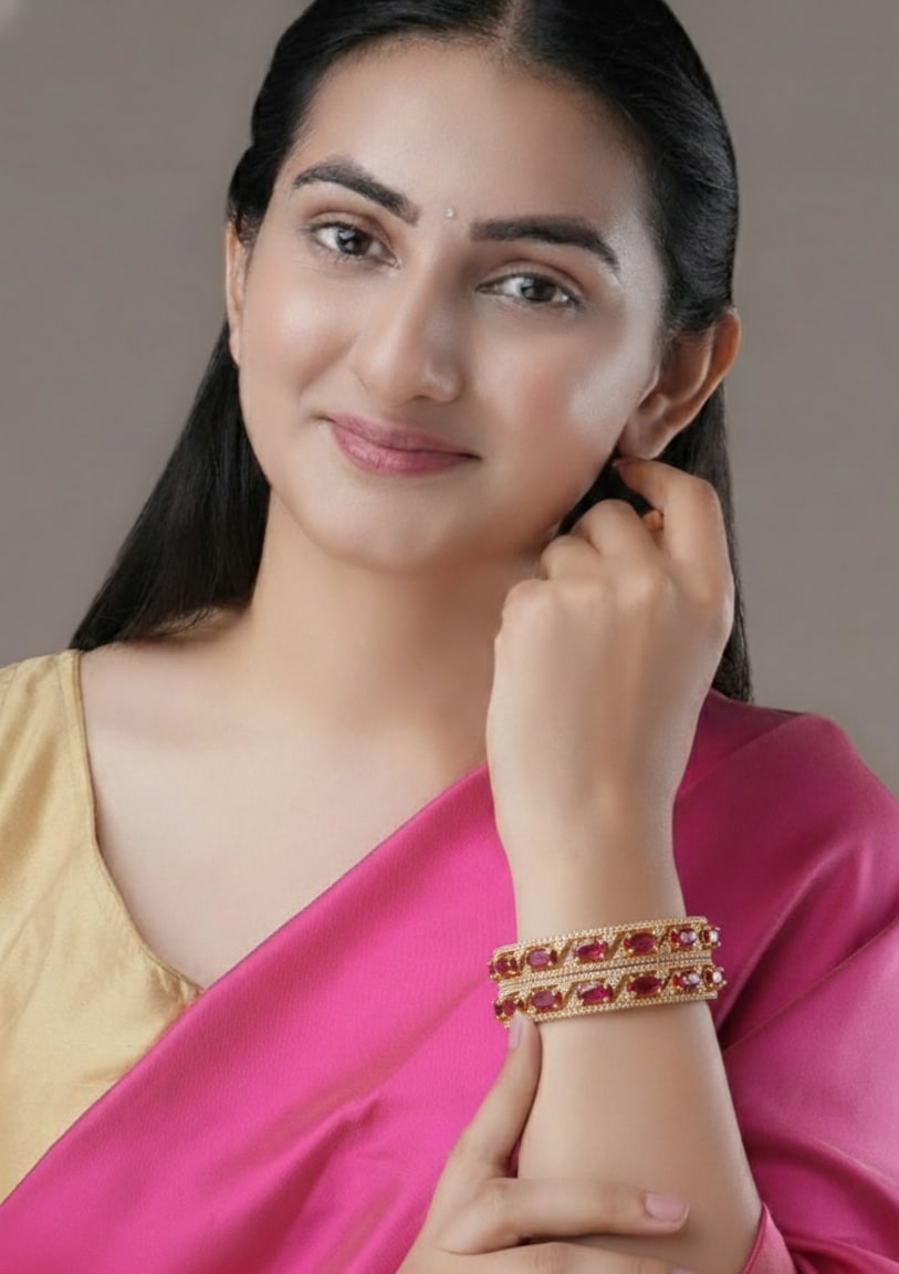 Stylish Zig Zag Oval Gold Bangles (Pack of 2)