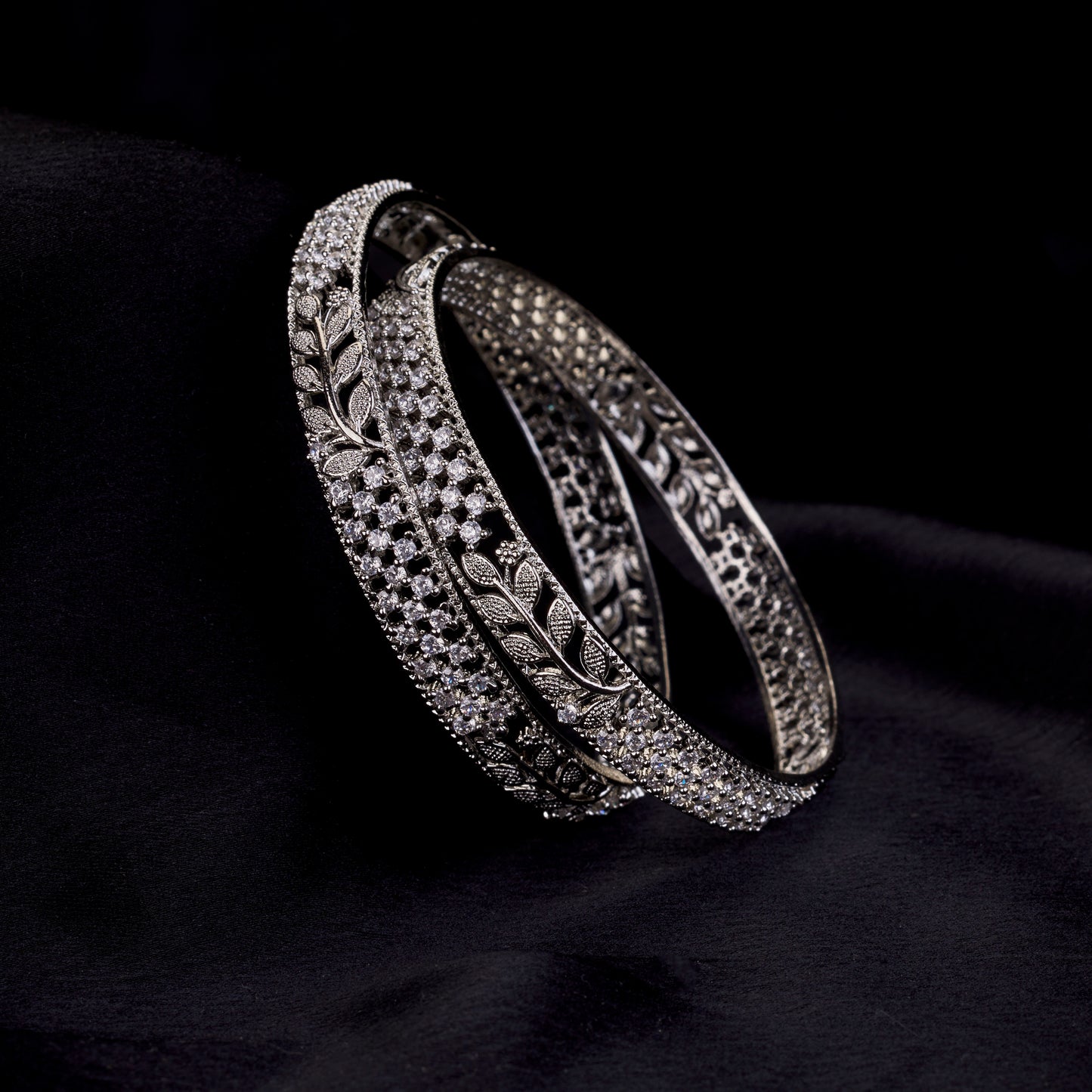Leaf Dazzle Rhodium Plated Bangles