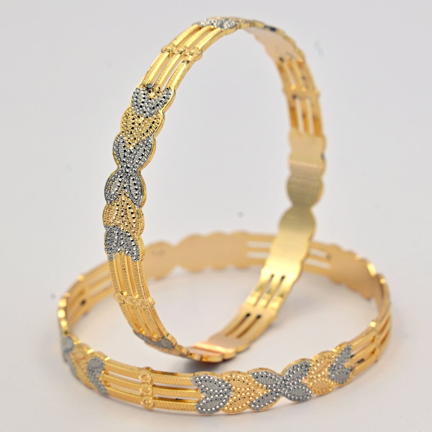 Detailing Silver Leaf Gold Plated Bangles