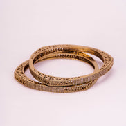 Traditional Triangular Mehendi Plated Bangles