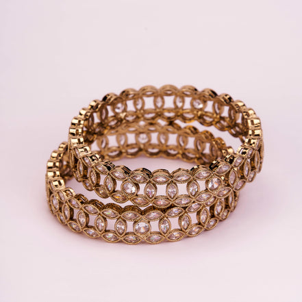 Engraved Oval Shaped Mehendi Plated Bangles