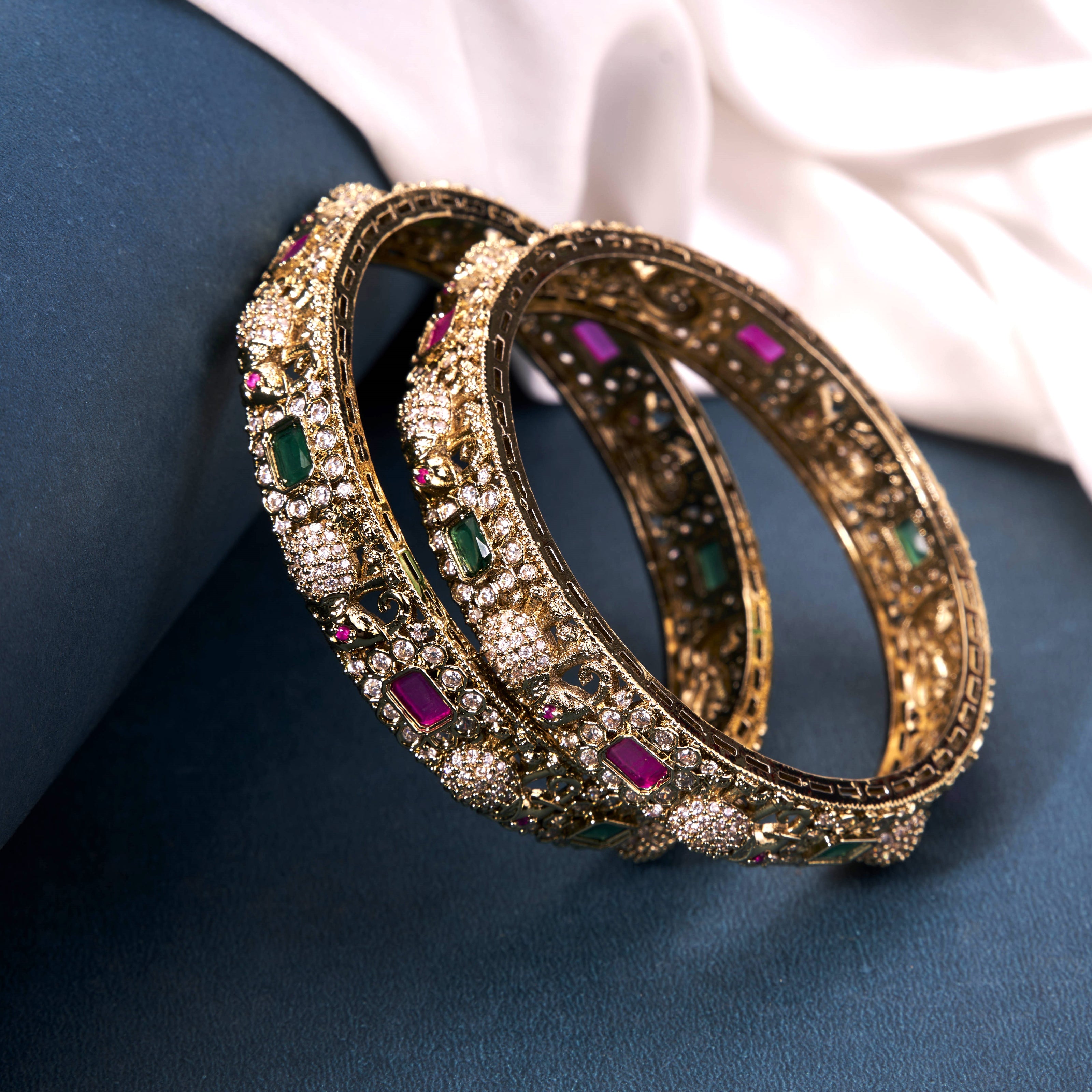 Traditional Mehendi Plated Kundan Bangles Set