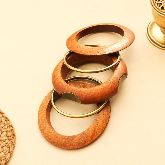 Antique Gold Plated Sheesham Wood Bangle Set with Textured Pattern and Oval Accent Design - Pack of 5