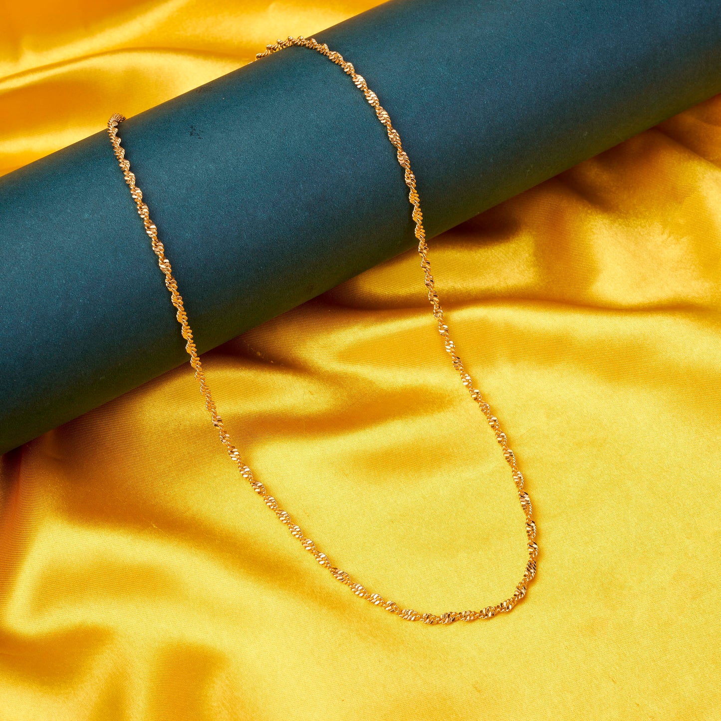Enchanted Glamorous Gold Plated Chain