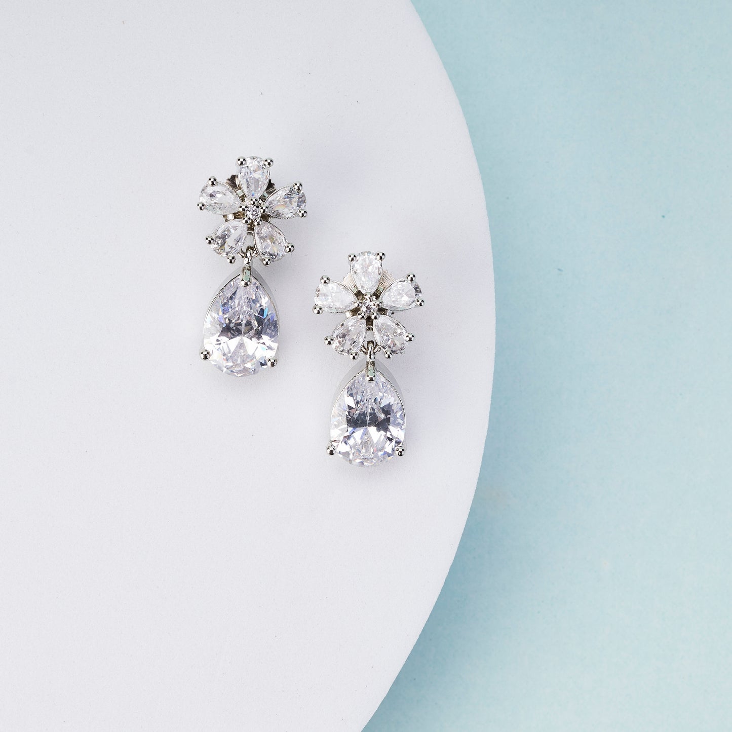 Floral Encanted Dewdrops