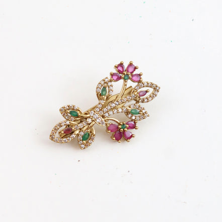Elegant Floral Bouquet Mehendi -Plated Saree Pin