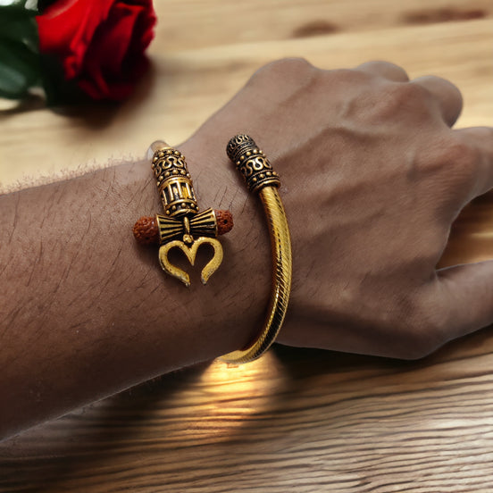 Golden Elegance Bracelet
