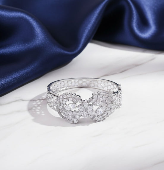 Graceful Flower Kada Bracelet