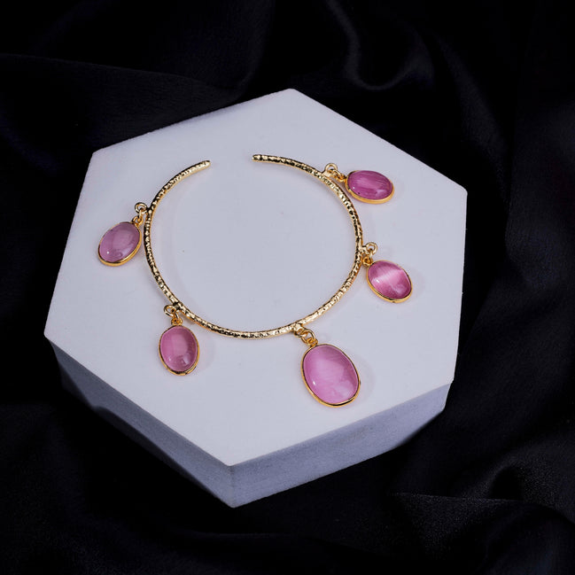 Elegant Gold Plated Bracelet with Gemstone
