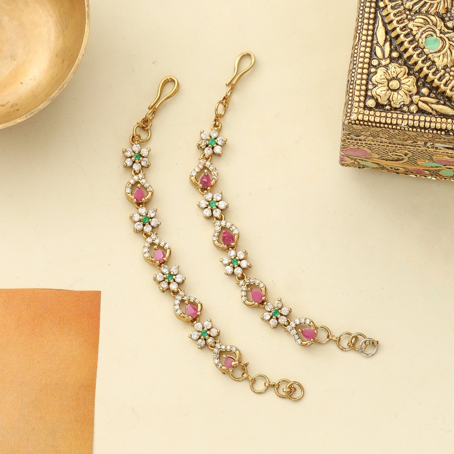 Floral Enchannted Mehendi Plated Matil