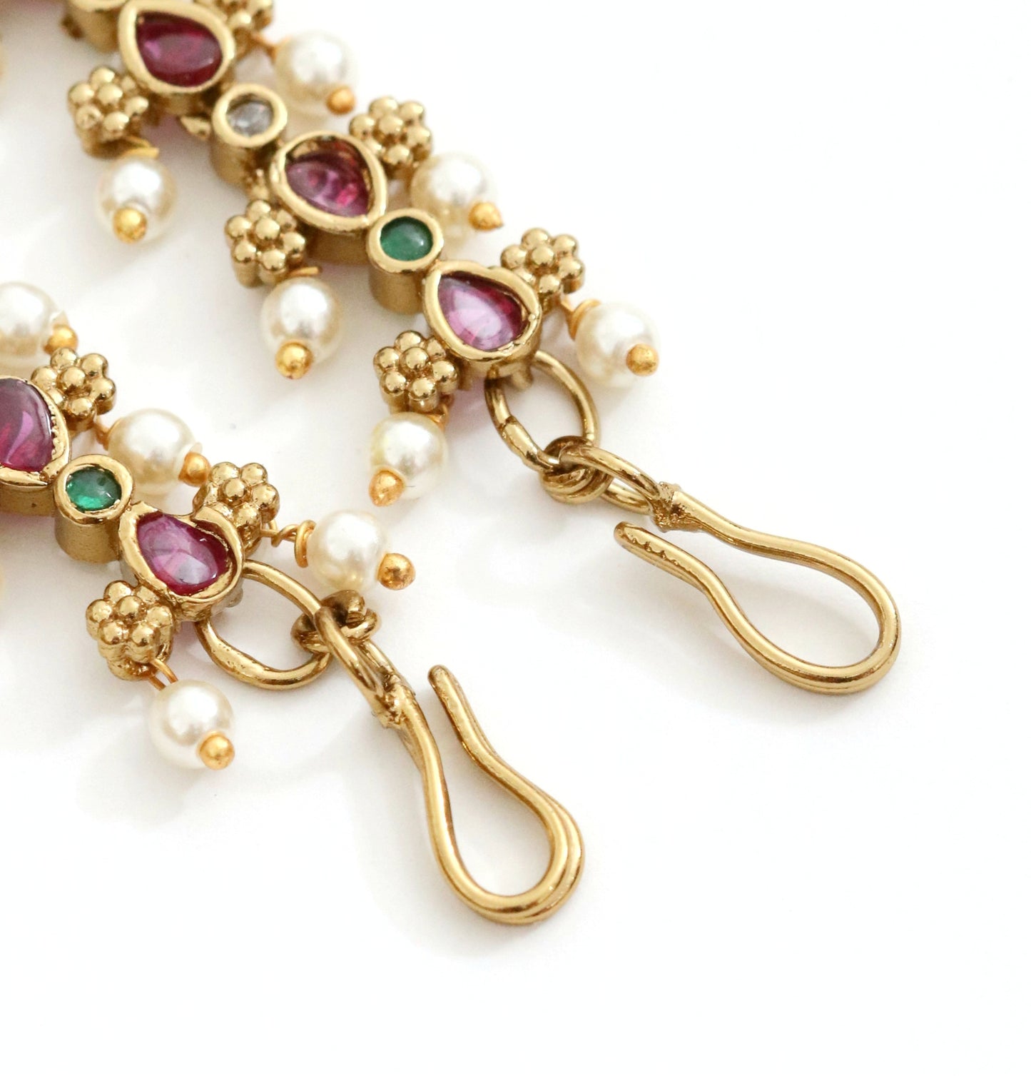 Pearl Intricated Mehendi Plated Matil