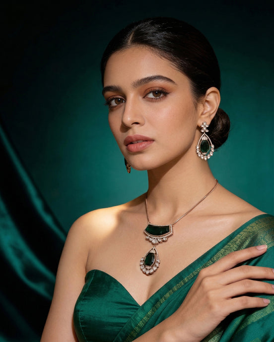 Halo Designed Mehendi Plated Locket Set with Earrings