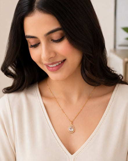 Oval Shape Gold Plated Pendant with chain