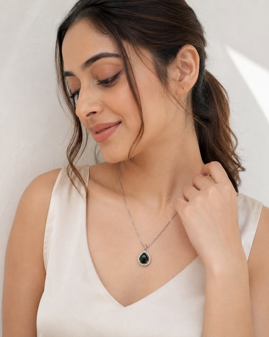 Oval Shape Rhodium Plated Pendant with chain-Crystal Green