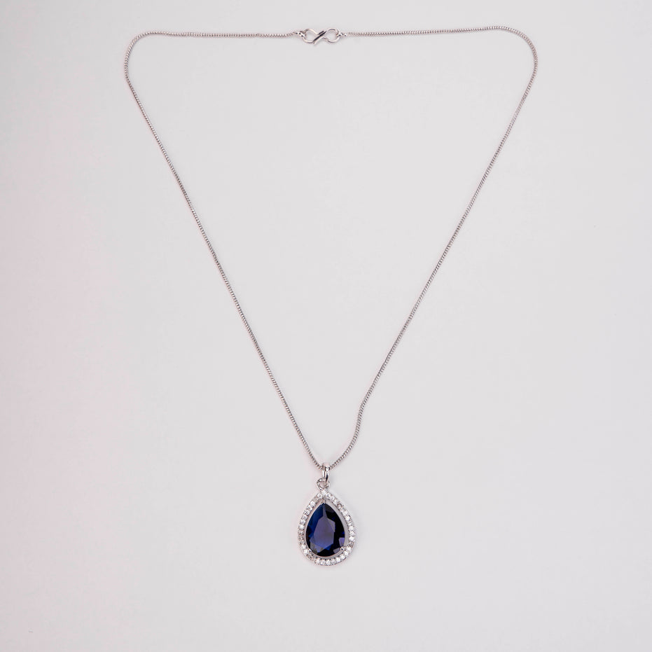 Oval Shape Rhodium Plated Pendant with chain