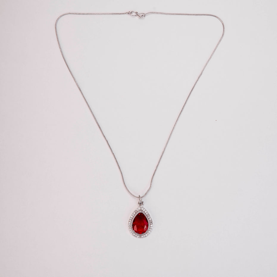 Oval Shape Rhodium Plated Pendant with chain
