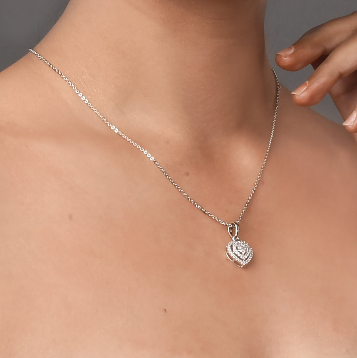 Chic Rhodium Locket Set with Heart-Shaped Pendant - Opal Touch