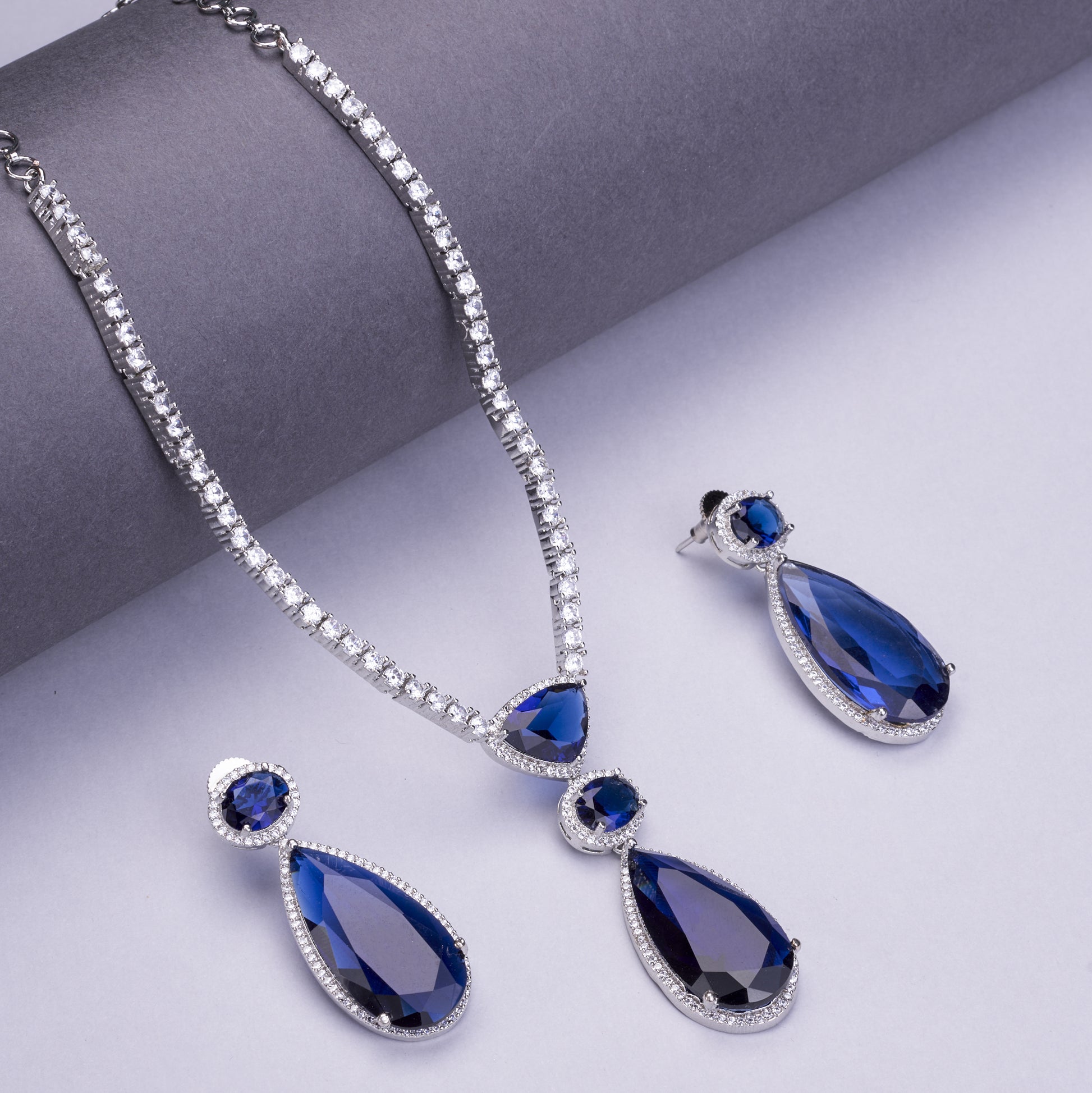 Sapphire Glow Necklace