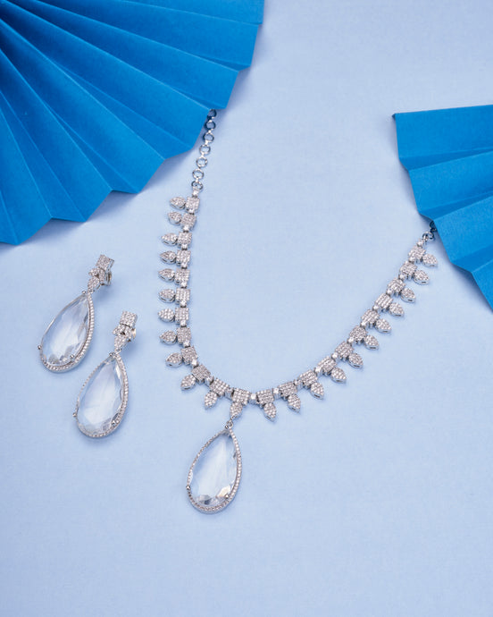 Rhodium Plated Designer Teardrop Pendant & Matching Earrings, with Leaf Drop Pattern, Necklace Set
