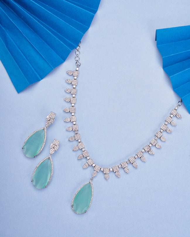 Rhodium Plated Designer Teardrop Pendant & Matching Earrings, with Leaf Drop Pattern, Necklace Set