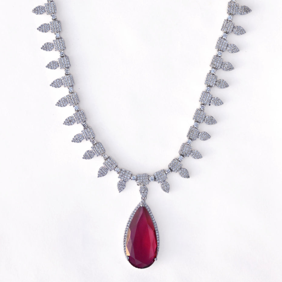 Rhodium Plated Designer Teardrop Pendant & Matching Earrings, with Leaf Drop Pattern, Necklace Set