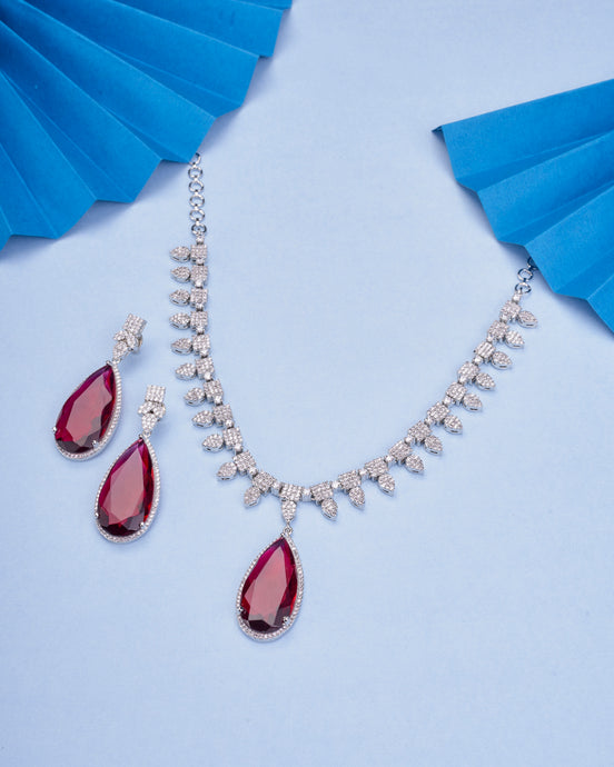 Rhodium Plated Designer Teardrop Pendant & Matching Earrings, with Leaf Drop Pattern, Necklace Set