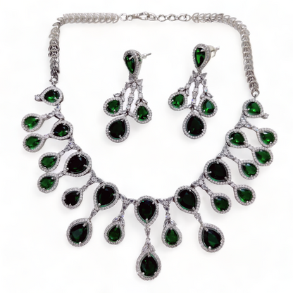 Enchanted Emerald Elegance Necklace in Rhodium