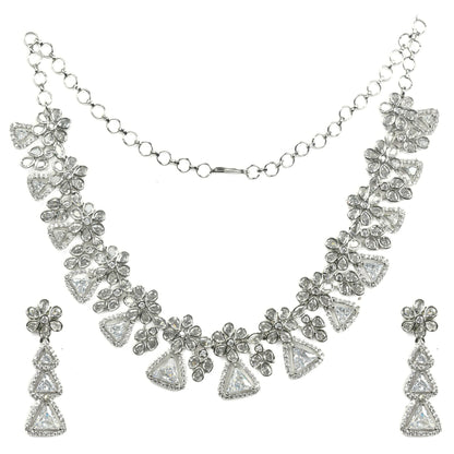 White Radiant Blossom Necklace