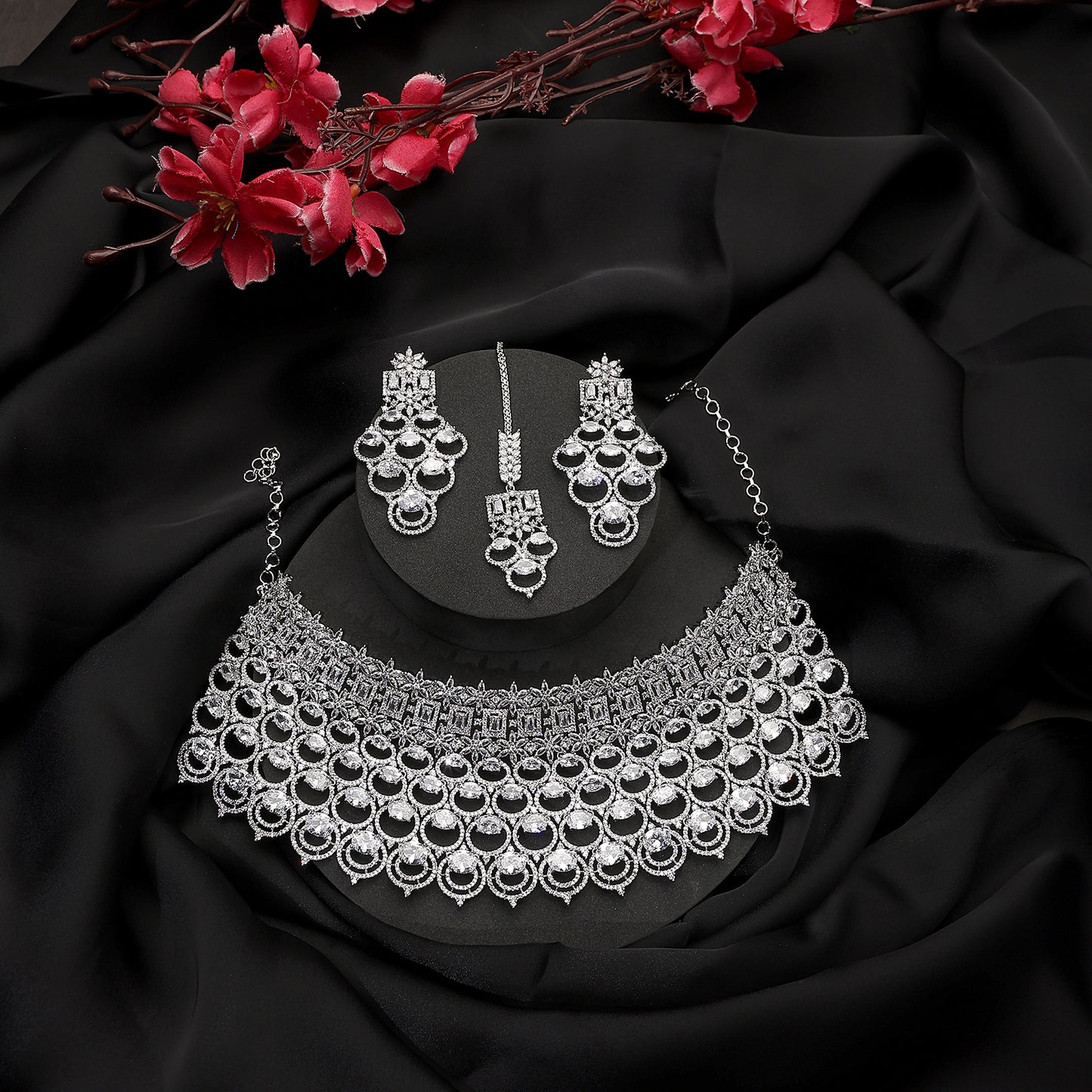 Bridal Cubic Zirconia Chocker Necklace Set With Tika