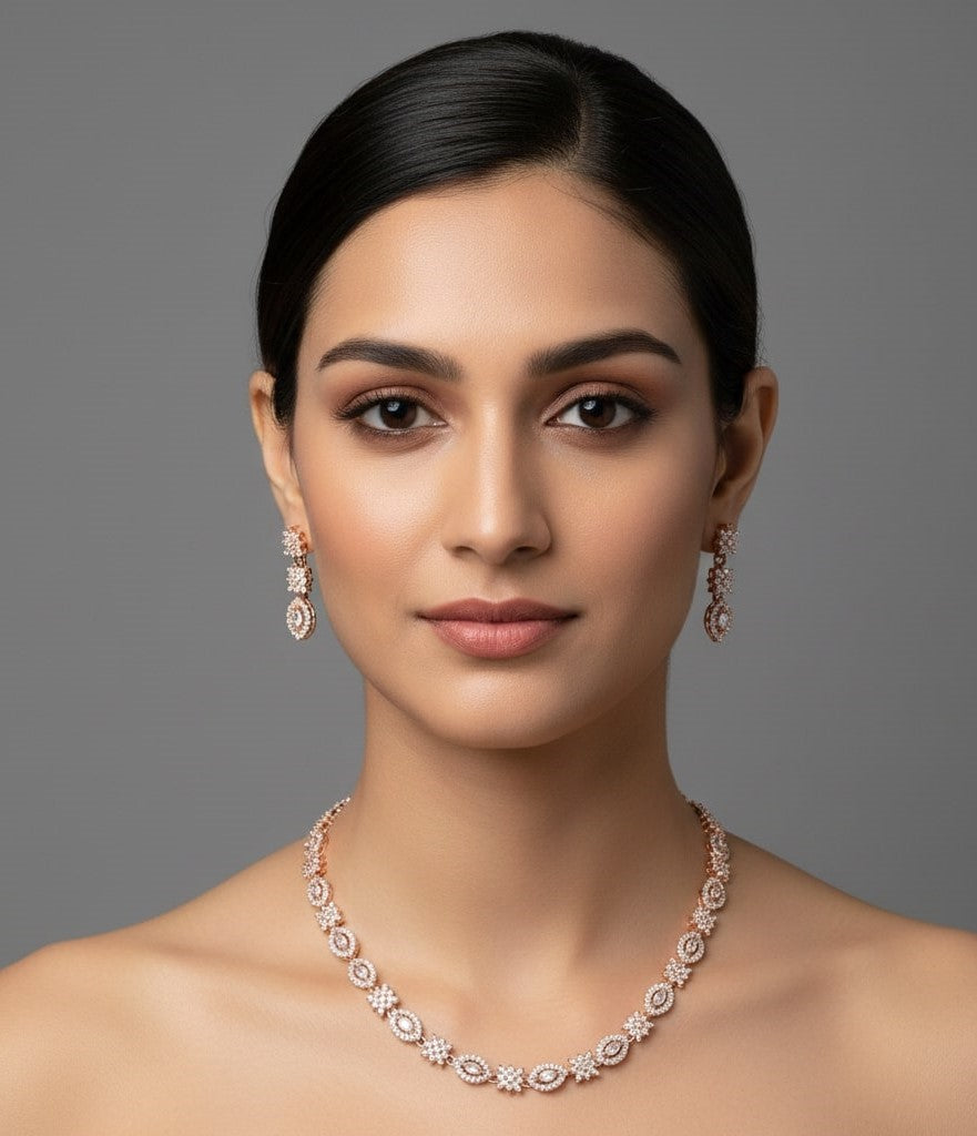 Sophisticated White Rose Necklace