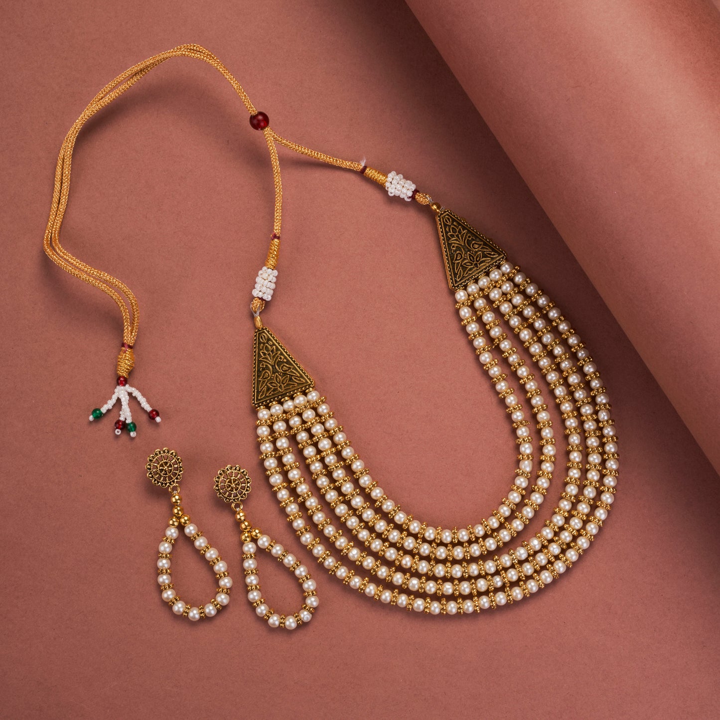 Peora Gold Plated Necklace Set
