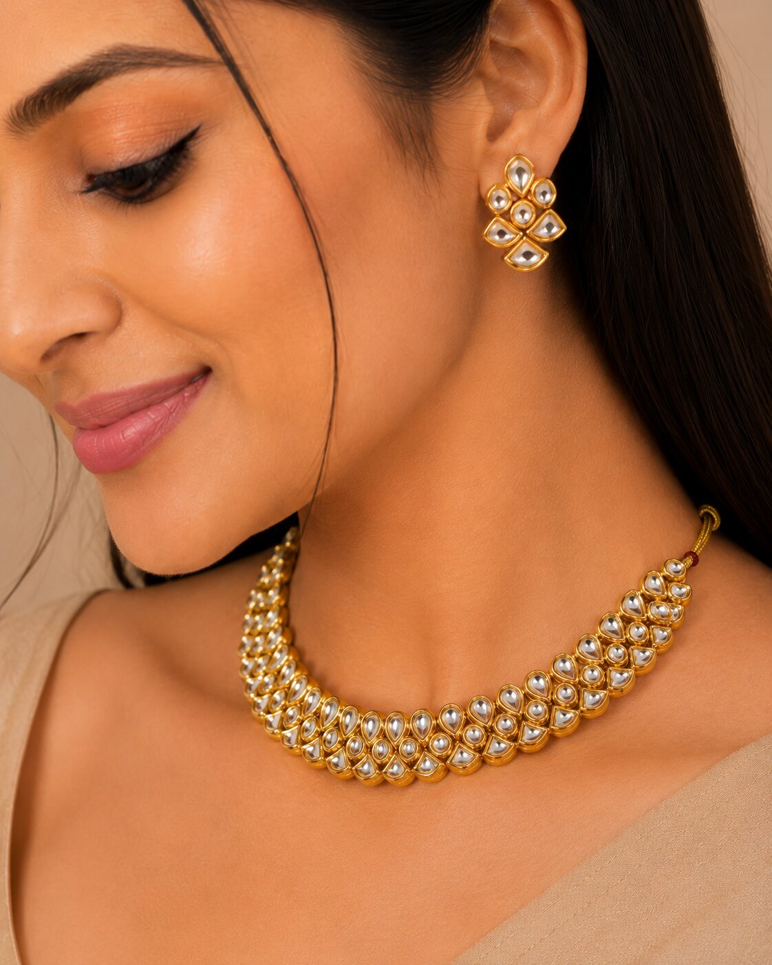 Gold Plated Kundan Leaf Pattern Choker Necklace Set with Adjustable Thread
