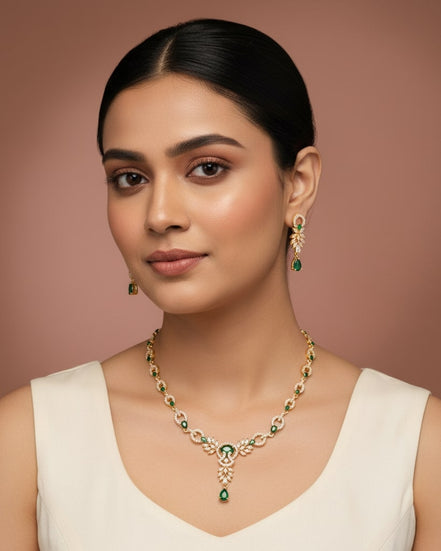 Emerald Enlace Gold Plated Necklace