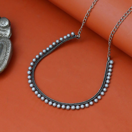 Vintage Style Pearl Oxidized Plated Choker Necklace