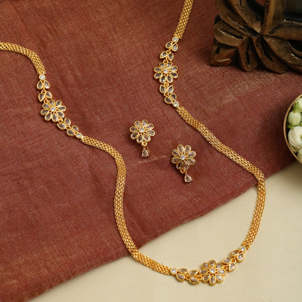 Radiant Floral Gold Plated Necklace Set
