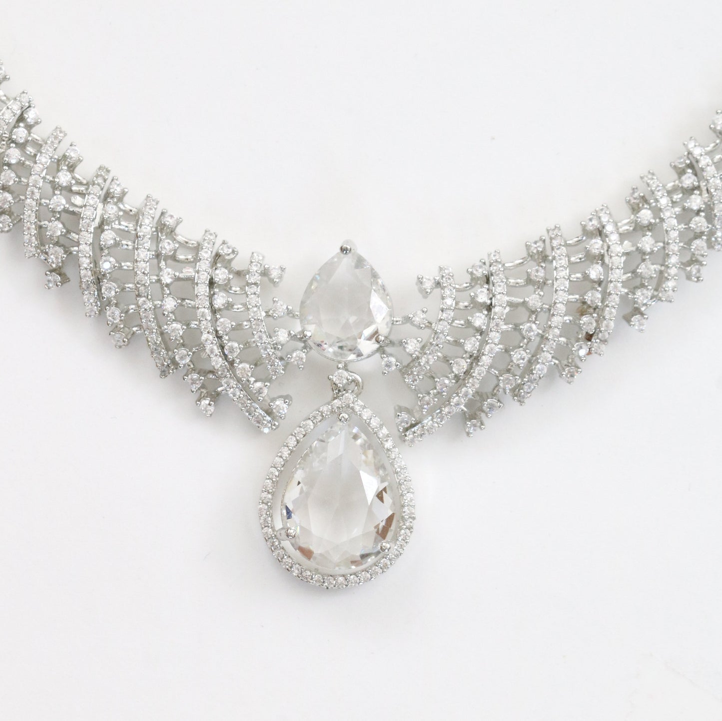 Leaf Lattice Rhodium Plated Necklace Set with Earrings