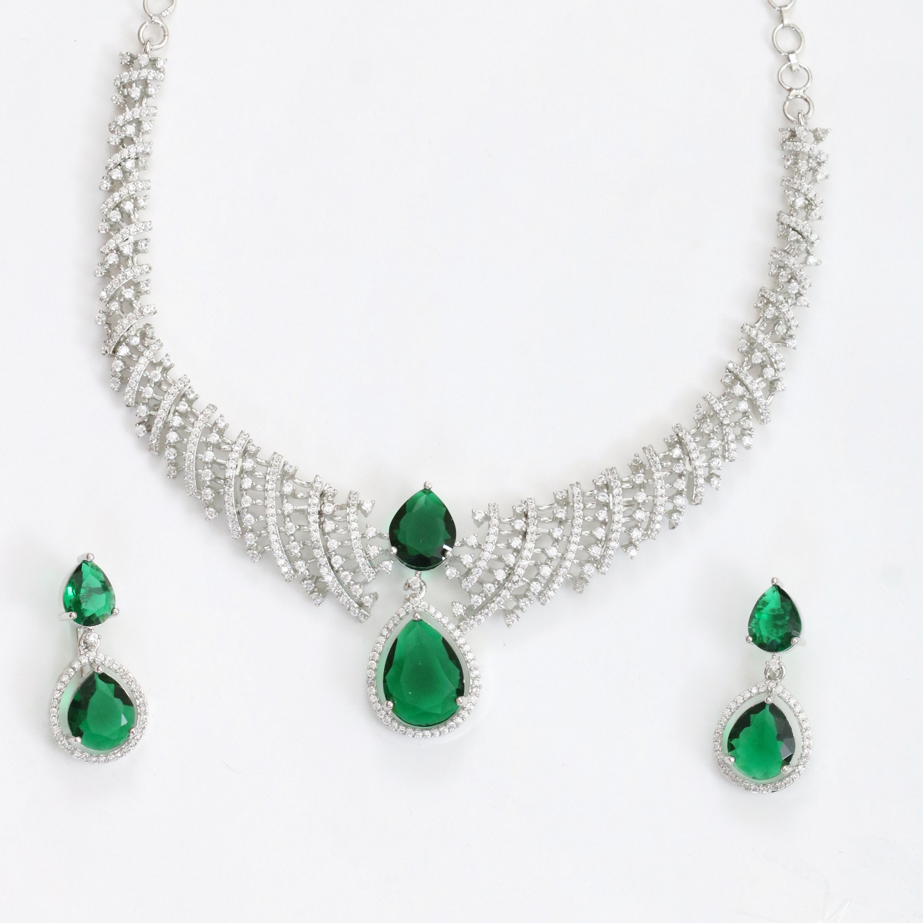 Leaf Lattice Rhodium Plated Necklace Set with Earrings