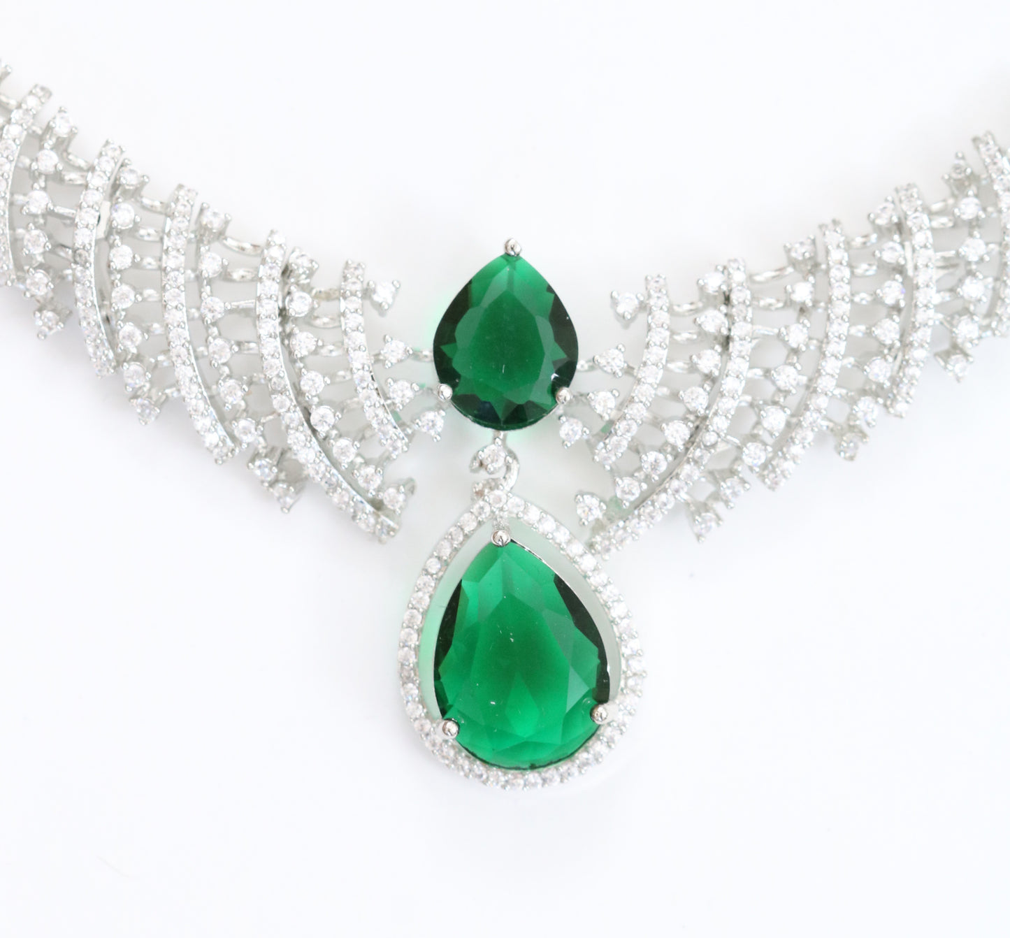 Leaf Lattice Rhodium Plated Necklace Set with Earrings