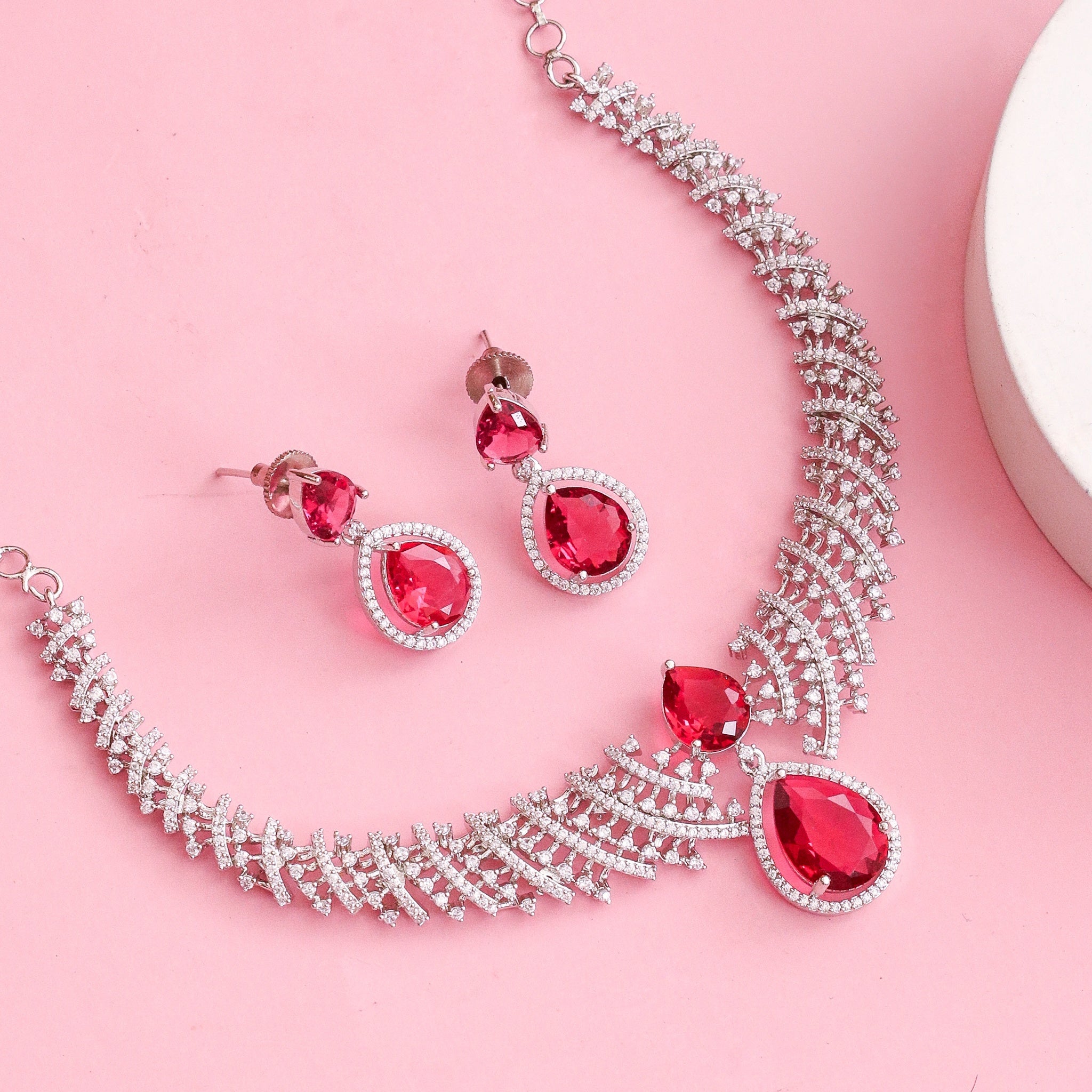 Leaf Lattice Rhodium Plated Necklace Set with Earrings