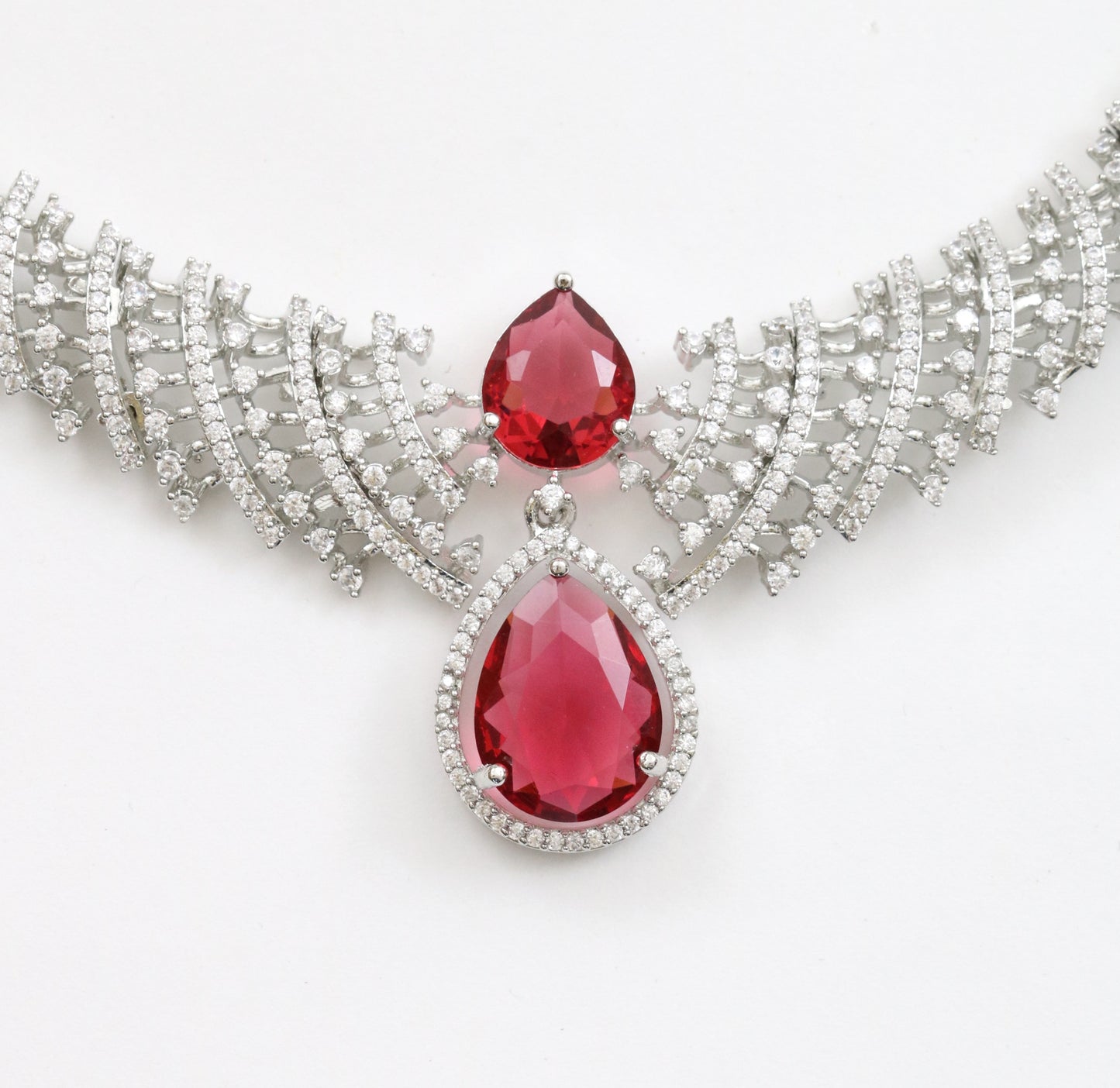 Leaf Lattice Rhodium Plated Necklace Set with Earrings