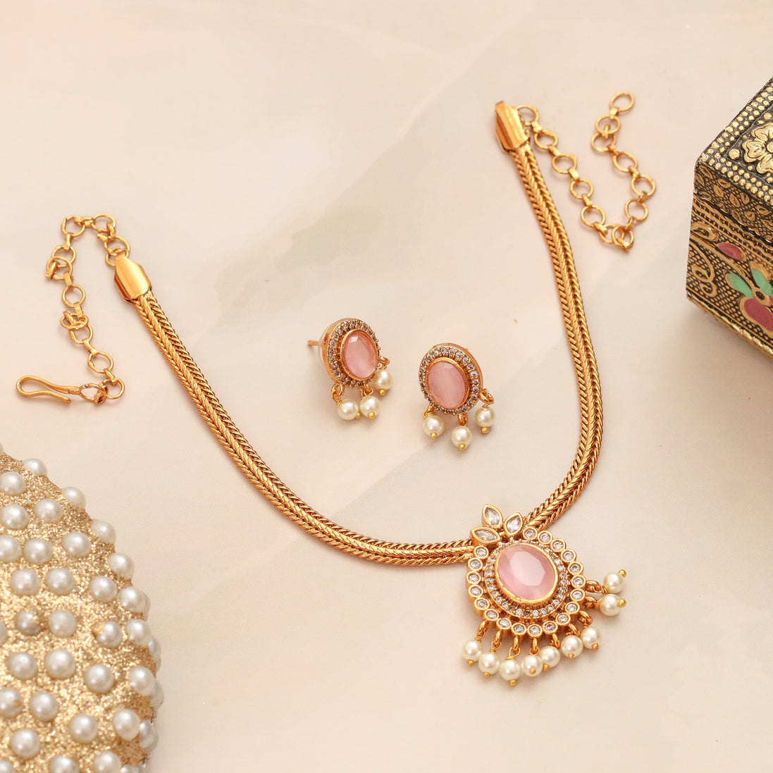 Mehendi Plated Oval Stone Traditional Attigai Necklace Set