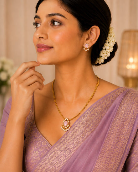 Mehendi Plated Oval Stone Traditional Attigai Necklace Set
