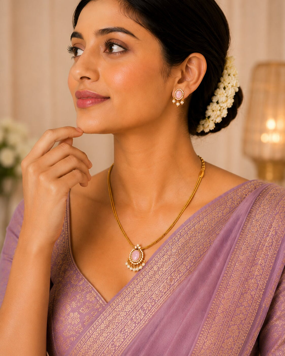 Mehendi Plated Oval Stone Traditional Attigai Necklace Set