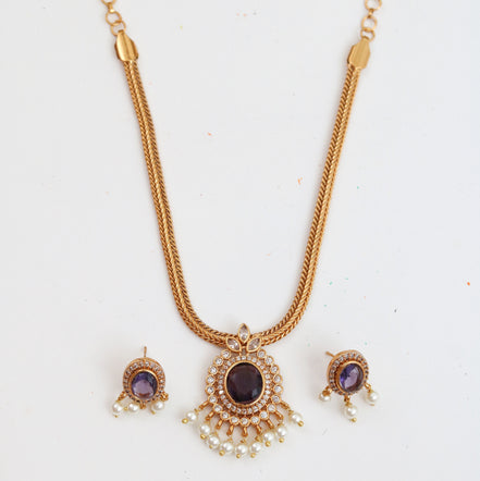 Mehendi Plated Oval Stone Traditional Attigai Necklace Set