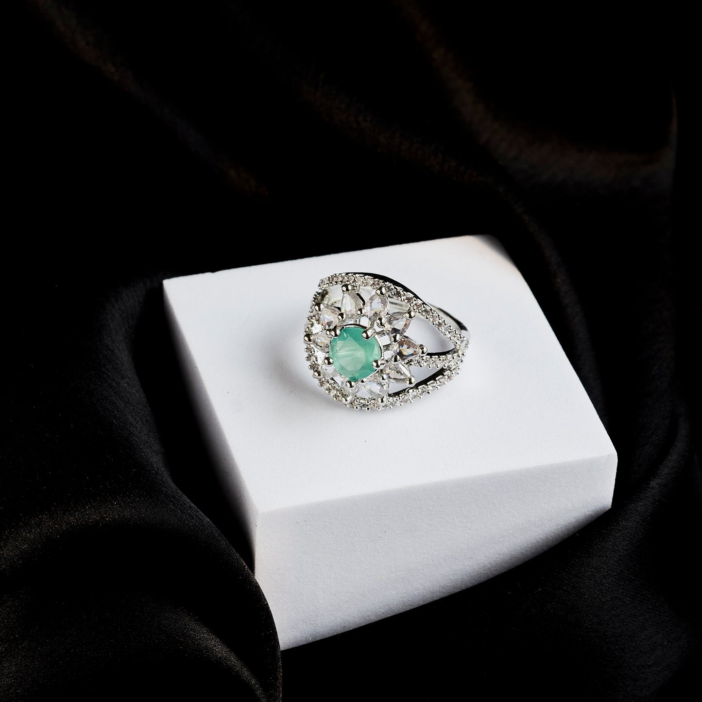Royal Empress Rhodium Ring