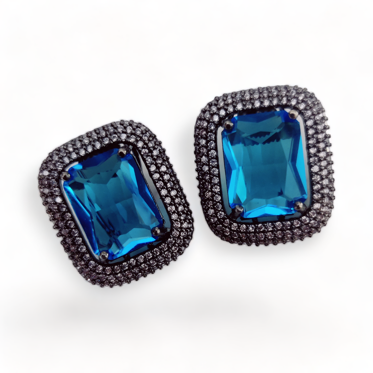 Gleaming Crystal Black Plated Studs