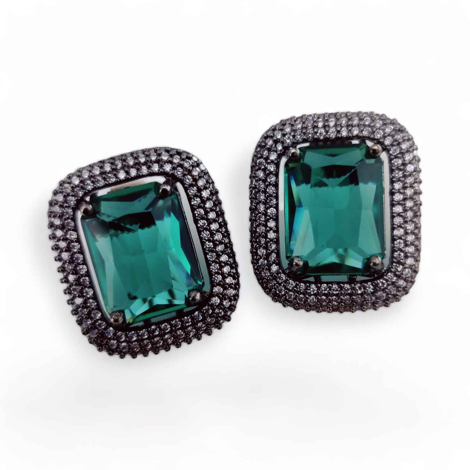 Gleaming Crystal Black Plated Studs