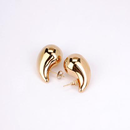 Elegance Round Hoop Gold Plated Studs